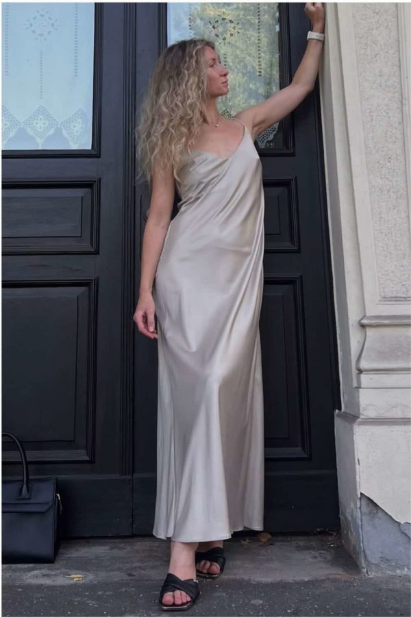 Cукня комбінація жіноча April шовкова максі на тонких бретелях