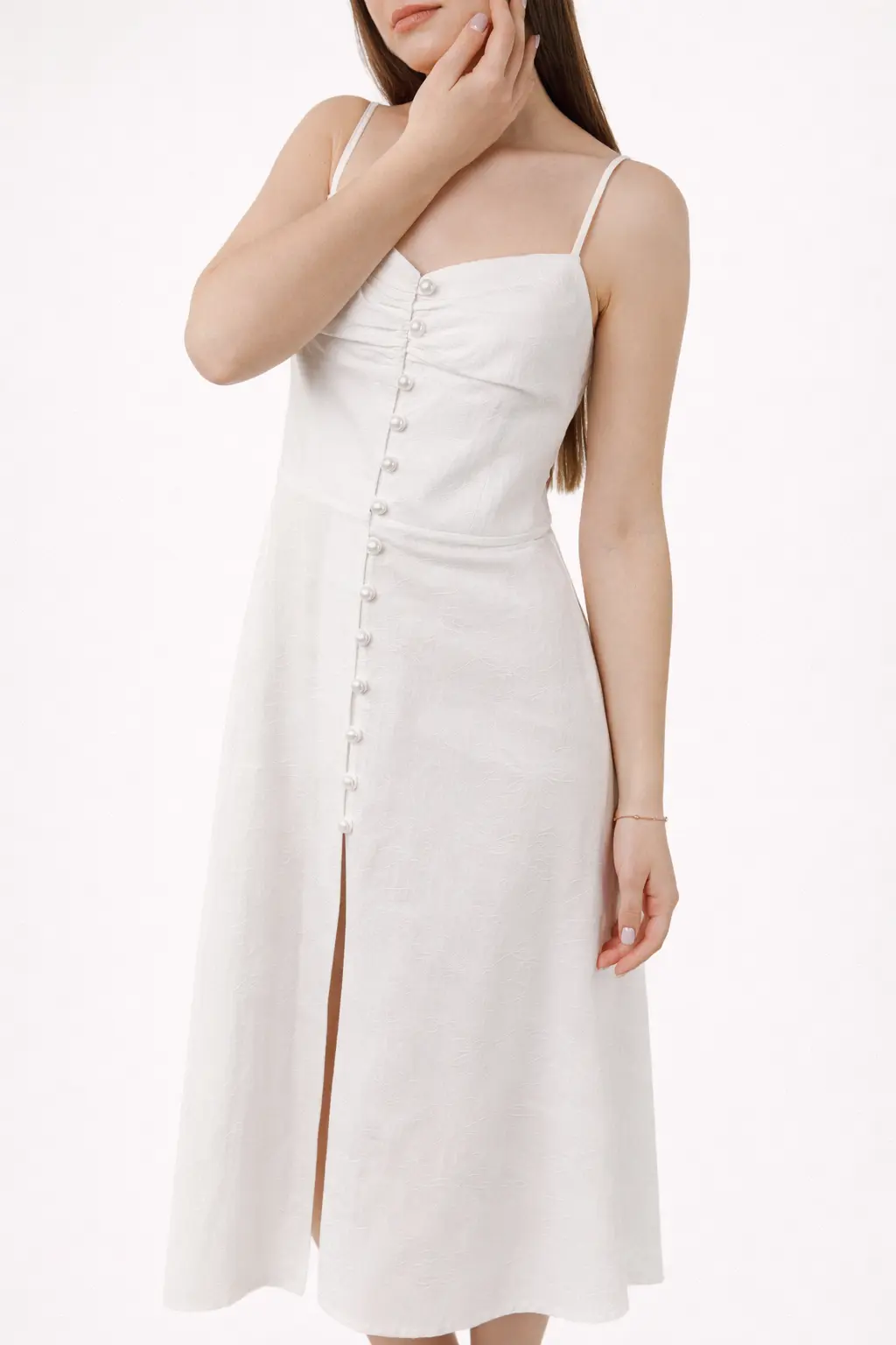 Біла сукня міді April з батисту на бретелях - 9 Біла сукня міді April з батисту на бретелях - Зображення 9